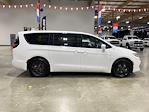 Used 2022 Chrysler Pacifica Touring L FWD, Minivan for sale #NR199900 - photo 9