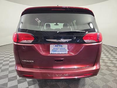 Used 2022 Chrysler Voyager LX FWD, Minivan for sale #MSCP221512 - photo 2