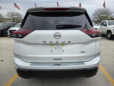 2024 Nissan Rogue 4x2, SUV for sale #R728303 - photo 2