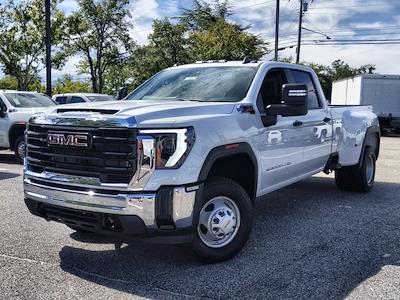 New 2024 GMC Sierra 3500 Pro Crew Cab 4WD, Pickup for sale #F2340731 - photo 1