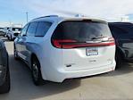 Used 2021 Chrysler Pacifica Limited AWD, Minivan for sale #115777P - photo 3