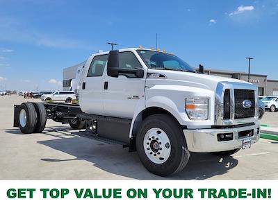 2025 Ford F-650 Crew Cab DRW 4x2