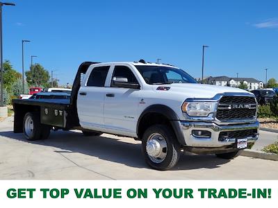 Used 2022 Ram 5500 Tradesman Crew Cab 4x4, Flatbed Truck for sale #333717A - photo 1