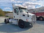 2015 Freightliner Cascadia Day Cab DRW 4x2, Semi Truck for sale #10806 - photo 5