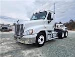 2016 Freightliner Cascadia Day Cab DRW 6x4, Semi Truck for sale #11158 - photo 3