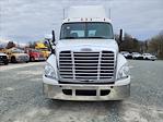 2016 Freightliner Cascadia Day Cab DRW 6x4, Semi Truck for sale #11158 - photo 4