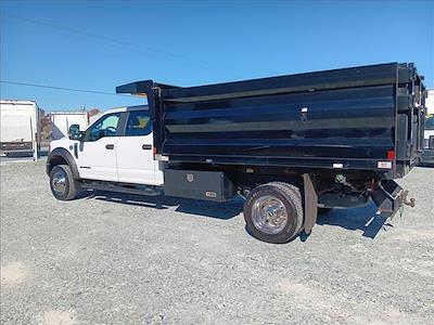 Used 2019 Ford F-550 XLT Crew Cab 4x4, Landscape Dump for sale #11286 - photo 2