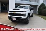 2025 Chevrolet Silverado 2500 Crew Cab 4x4, Pickup for sale #128893 - photo 4