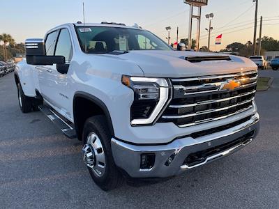 2025 Chevrolet Silverado 3500 Crew Cab 4WD, Pickup for sale #F141609 - photo 1