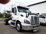 2016 Freightliner Cascadia Day Cab 4x2, Semi Truck for sale #UH558 - photo 33