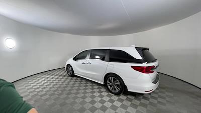 Used 2022 Honda Odyssey Touring FWD, Minivan for sale #24T2942A - photo 2