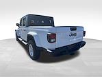 Used 2022 Jeep Gladiator Sport Crew Cab 4x4, Pickup for sale #4B4900A - photo 4