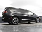 Used 2022 Chrysler Pacifica Touring L FWD, Minivan for sale #25P2497 - photo 55