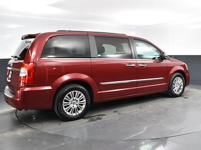 2015 Chrysler Town and Country FWD, Minivan for sale #25T2644A - photo 2