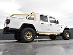 Used 2020 Jeep Gladiator Overland Crew Cab 4x4, Pickup for sale #25T2677A - photo 52