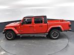 Used 2022 Jeep Gladiator Overland Crew Cab 4x4, Pickup for sale #25T2723A - photo 33