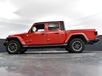 Used 2022 Jeep Gladiator Overland Crew Cab 4x4, Pickup for sale #25T2723A - photo 43