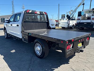 Used 2022 Ford F-250 FL Crew Cab 4WD, Flatbed Truck for sale #15474 - photo 2