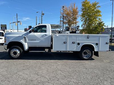 Used 2021 Chevrolet Silverado 5500 4WD, 11' Knapheide Service Truck for sale #15514 - photo 2