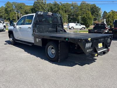 2023 Chevrolet Silverado 3500 Crew Cab 4WD, Flatbed Truck for sale #50951 - photo 2