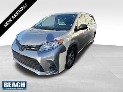 Used 2018 Toyota Sienna L 4x2, Minivan for sale #F62499E - photo 1