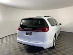 Used 2022 Chrysler Pacifica Touring L FWD, Minivan for sale #GP8198 - photo 2