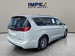 Used 2021 Chrysler Pacifica Pinnacle FWD, Minivan for sale #1CV5842 - photo 5