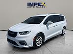 Used 2022 Chrysler Pacifica Touring L FWD, Minivan for sale #1CV7026 - photo 1