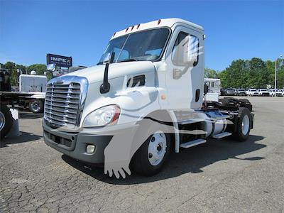 Used 2014 Freightliner Cascadia Day Cab 4x2, Semi Truck for sale #4FT1671 - photo 1