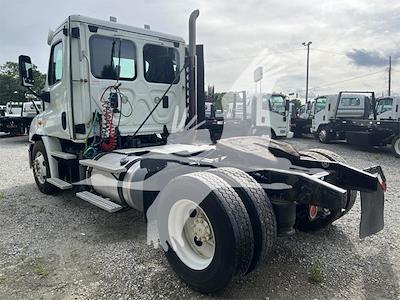 Used 2014 Freightliner Cascadia Day Cab 4x2, Semi Truck for sale #4FT2668 - photo 2