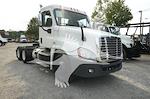 Used 2015 Freightliner Cascadia Day Cab 6x4, Semi Truck for sale #4FT5102 - photo 5