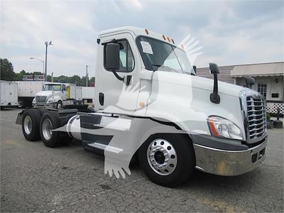 Used 2014 Freightliner Cascadia Day Cab 6x4, Semi Truck for sale #4FT8885 - photo 1