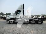 Used 2014 Freightliner Cascadia Day Cab 6x4, Semi Truck for sale #4FT8890 - photo 5