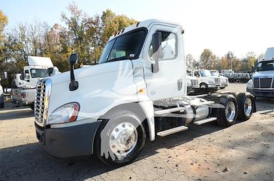 Used 2015 Freightliner Cascadia Day Cab 6x4, Semi Truck for sale #4FTA1528 - photo 1