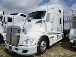 Used 2018 Kenworth T680 4x2, Semi Truck for sale #TT5646A - photo 4