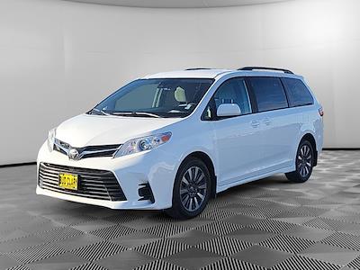 Used 2020 Toyota Sienna LE AWD, Minivan for sale #2BC002 - photo 1