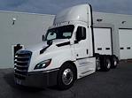 Used 2019 Freightliner Cascadia Day Cab 6x4, Semi Truck for sale #270131 - photo 1