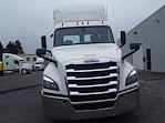 Used 2019 Freightliner Cascadia Day Cab 6x4, Semi Truck for sale #270143 - photo 3