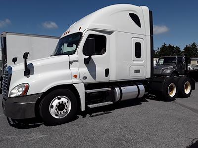 Used 2020 Freightliner Cascadia Sleeper Cab 6x4, Semi Truck for sale #273206 - photo 1