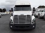 Used 2020 Freightliner Cascadia Sleeper Cab 4x2, Semi Truck for sale #273927 - photo 3
