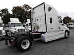 Used 2020 Freightliner Cascadia Sleeper Cab 4x2, Semi Truck for sale #273927 - photo 5