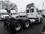 Used 2016 Freightliner Cascadia Day Cab 6x4, Semi Truck for sale #651652 - photo 5