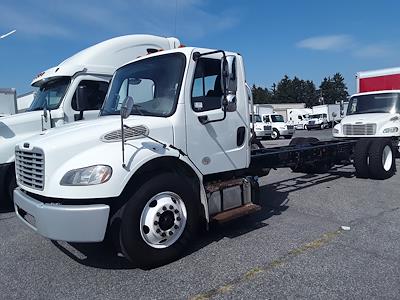 Used 2017 Freightliner M2 106 Conventional Cab 4x2, Cab Chassis for sale #674242 - photo 1