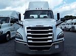 Used 2019 Freightliner Cascadia Day Cab 6x4, Semi Truck for sale #813008 - photo 3