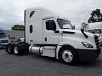 Used 2019 Freightliner Cascadia Sleeper Cab 6x4, Semi Truck for sale #830656 - photo 4