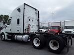 Used 2019 Freightliner Cascadia Sleeper Cab 6x4, Semi Truck for sale #830656 - photo 2