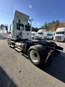 Used 2016 Freightliner Cascadia Day Cab 4x2, Semi Truck for sale #381196 - photo 2