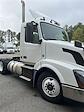 Used 2016 Volvo VNL 4x2, Semi Truck for sale #644407 - photo 4