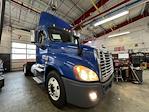 Used 2015 Freightliner Cascadia Day Cab 4x2, Semi Truck for sale #343118 - photo 4