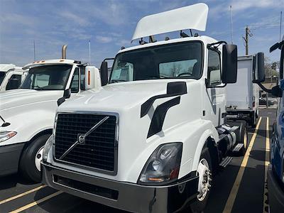 Used 2016 Volvo VNL 4x2, Semi Truck for sale #392109 - photo 1